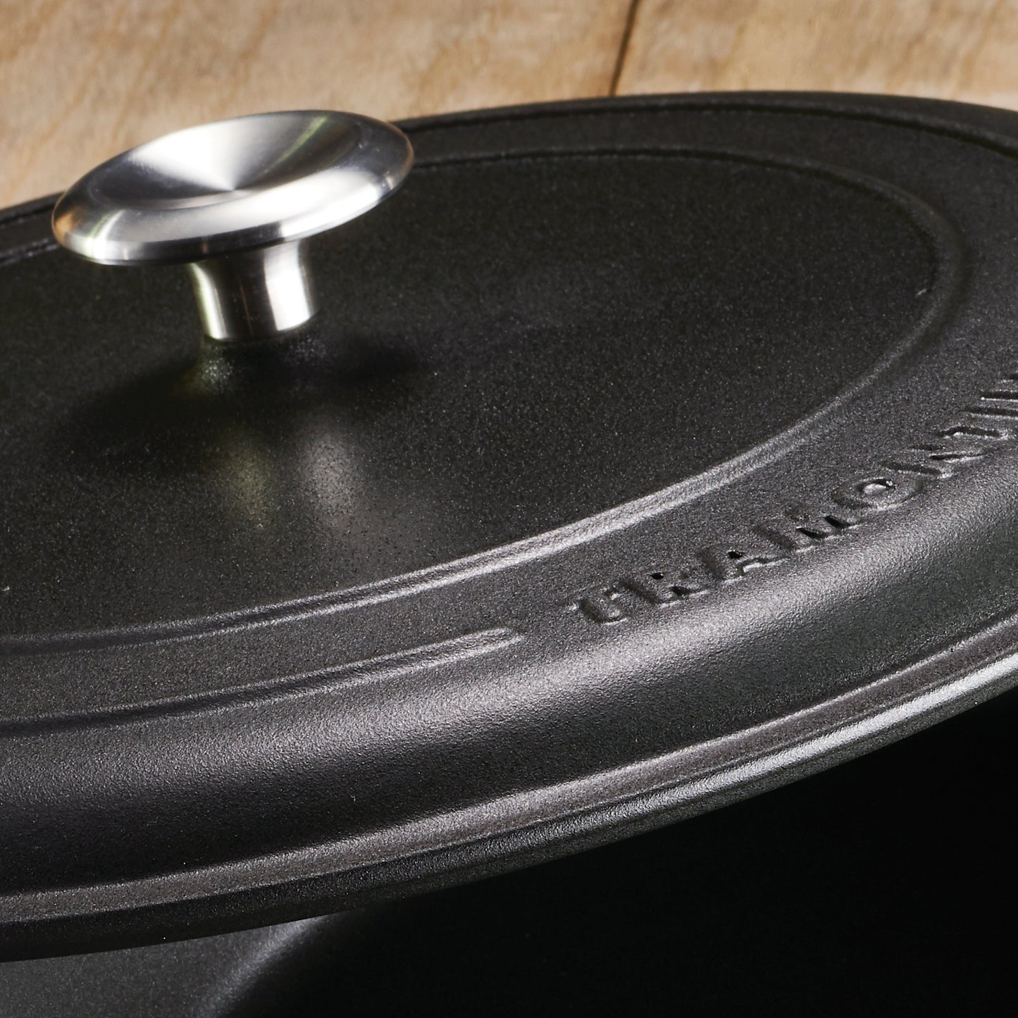 Tramontina 12.5-Inch Pre-Seasoned Cast Iron Covered Skillet